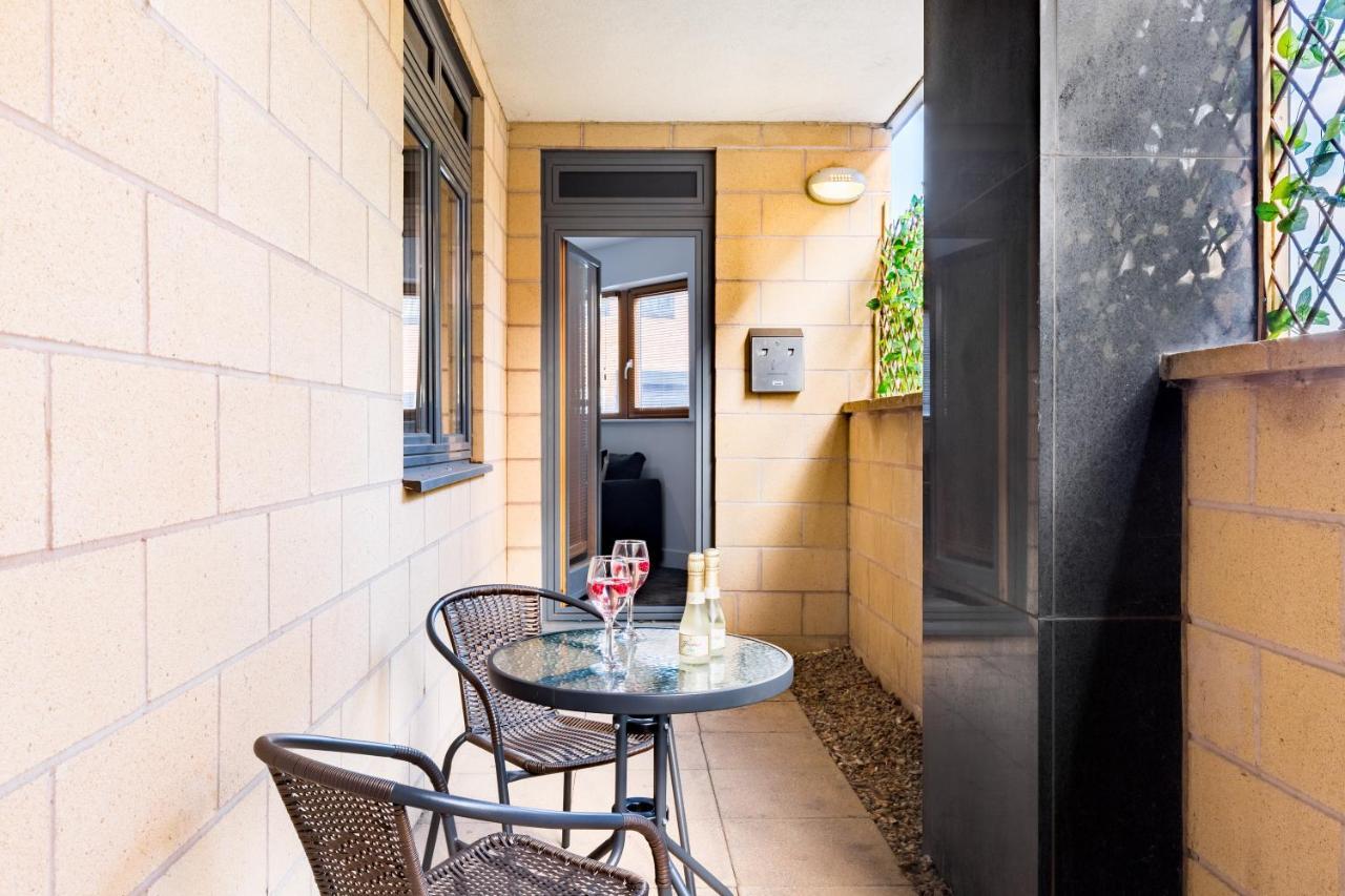 Washington 2 Bedroom Apartment By The Cube & Mailbox & Private Terrace Birmingham Ngoại thất bức ảnh