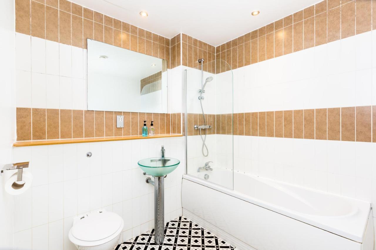 Washington 2 Bedroom Apartment By The Cube & Mailbox & Private Terrace Birmingham Ngoại thất bức ảnh